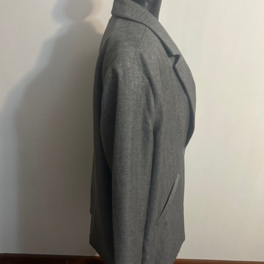 Treasure & Bond Gray Medium Charcoal 2 button front blazer, size L - Picture 4 of 7